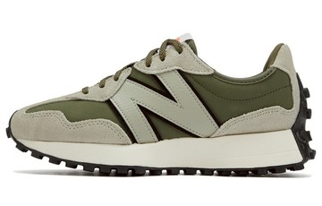 WMNS NEW BALANCE 327 SERIES GREEN