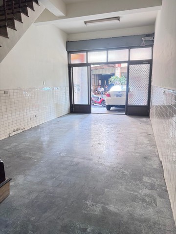 佛公8米街上透天四樓｜高雄市前鎮區后南街