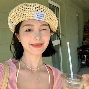 草編貼布貝雷帽女夏季鏤空透氣顯臉小畫家帽韓版百搭大頭圍帽子潮