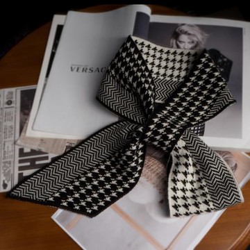 交叉秋冬拼色穿孔針織羊毛小圍巾