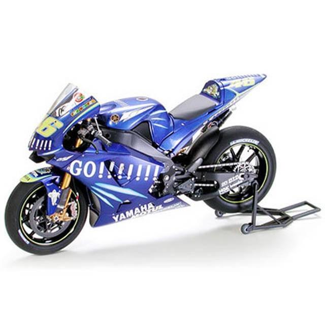 タミヤ　1/12　ヤマハ　YZR-M1　’04 1/12 ヤマハ YZR-M1 '04 No.7/No.33: スケールモデル｜TAMIYA