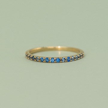 18K金藍寶石線戒指 Blue Sapphire Band Ring