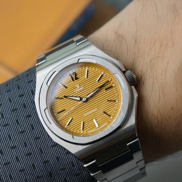 YEMA 野馬 WRISTMASTER TRAVELLER CMM.20 限量版 微型自動盤機械錶-76.24.03.SN.M
