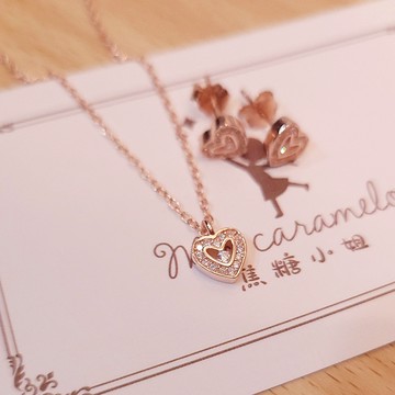 送禮物 [現貨商品]【焦糖小姐Ms caramelo 】925純銀 玫瑰金 愛心套組(項鍊 耳環 套組)