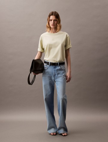 Calvin Klein 寬鬆亮面標誌 T 恤