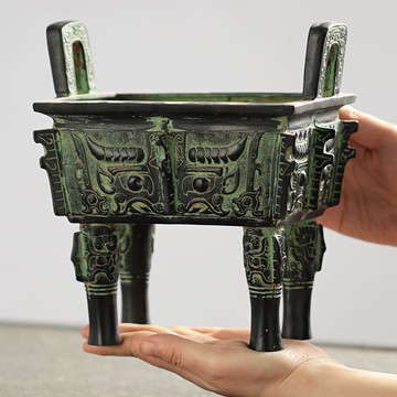 青銅器仿古擺件獸面紋方鼎桌面家用香薰爐中式檀香爐特大號洛陽鼎 c8072