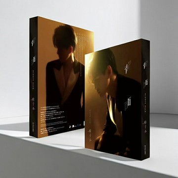 正版唱片 徐子未 首張原創實體專輯 背面 CD+明信片+歌詞折頁