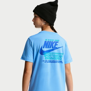 Nike Sportswear Older Kids' T-Shirt