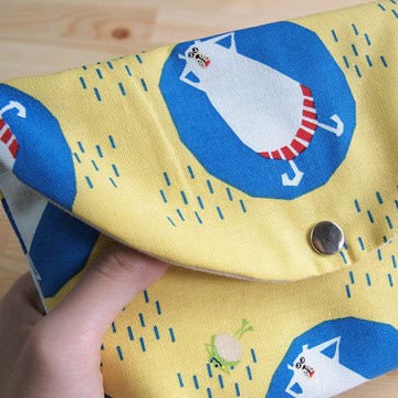 【夏日白熊】化妝包 雜物包 收納 夏日白熊 游泳