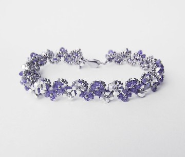 小花手鍊, 施華洛世奇元素