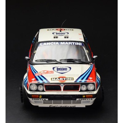 イタレリ 1/12 ランチア デルタ HF インテグラーレ 16V マルティニ ラリー Italeri LANCIA DELTA HF  INTEGRALE MARTINI プラモデル | LINEブランドカタログ