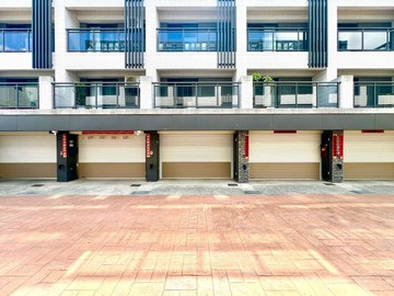 十期 大千邊間電梯五房精裝大面寬雙車別墅｜台中市烏日區溪南路一段