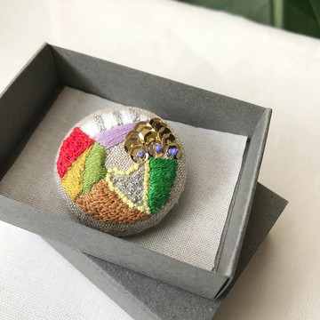 手工刺繍 Linen Brooch 大人胸針