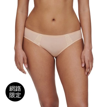 【Chantelle】Pure Lace_三角內褲_XS-M(18IA0_01N粉膚色)