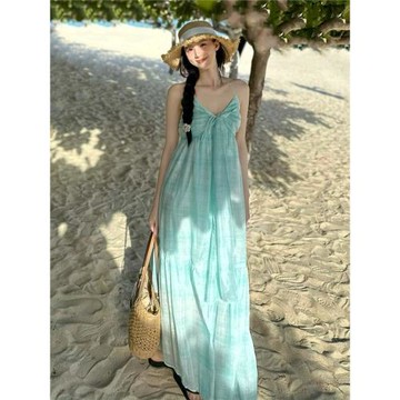 云南大理法式拍照連衣裙海南三亞海邊度假裙巴厘島旅游穿搭吊帶裙