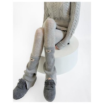 誰懂！布標開叉襪套搭勃肯鞋慵懶感滿滿！堆堆襪套疊穿太美了！