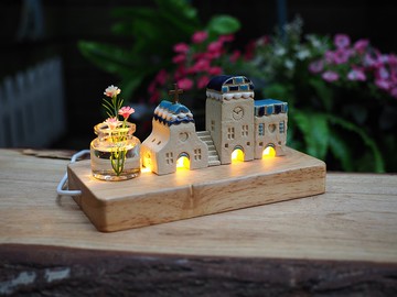 手繪地中海小屋6件組/(3棟小屋+1小樓梯+1玻璃瓶/花+1木座燈)