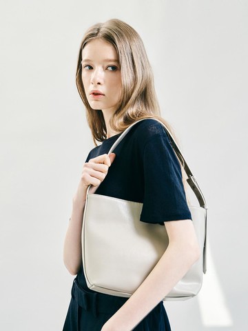 Mise Shoulder Bag (2 Colors)