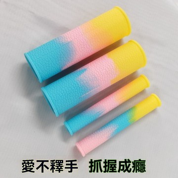【臺灣出貨】通用電動車防滑硅膠套摩托車手把套剎車柄牛角套鈴木本田極核膠套