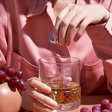 【免運特惠】不鏽鋼冰塊速凍金屬冰粒冰酒石冰格禮物/cheer