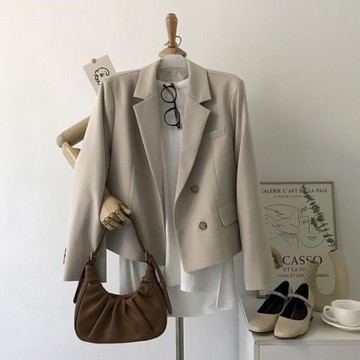 米色西裝外套女短款2022春季新款設計感寬松時尚氣質小西服小個子