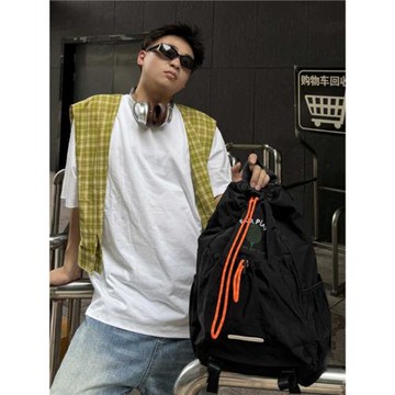 YUEN設計款戶外輕便款抽繩雙肩包大學生大容量休閑運動旅行包男女