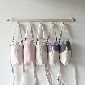 斜背。全個飲料提袋。大杯。冰霸杯。可繡字。可客製尺寸。兔