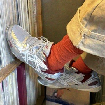 ASICS 休閒鞋 HYPERSYNC 銀白酒紅 薄底 復古鞋 女 1203A879020