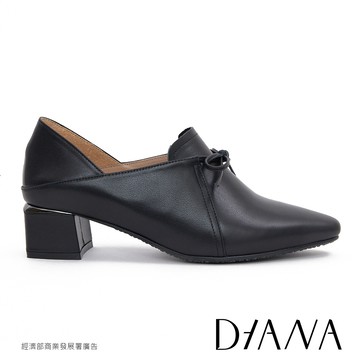DIANA 經典造型蝴蝶結尖頭中跟牛津鞋 黑色 #55768