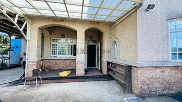 店長推薦.龍潭台北商專-獨棟泳池電梯合法農舍｜桃園市龍潭區福龍路三段