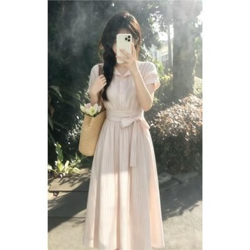 法式粉色條紋襯衫連衣裙子女夏季2026新款巨好看絕美收腰顯瘦長裙