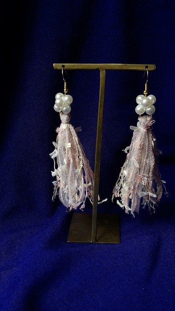 日本紗線　流蘇耳環