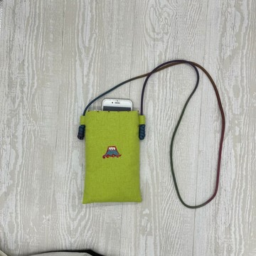 手工刺繡手機側背包 富士