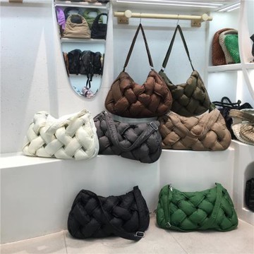 小臟柜 韓國小眾東大門羽絨棉編織包新款時髦個性單肩斜挎托特包