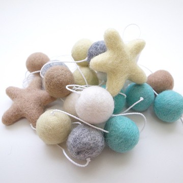 I 羊毛球星星吊飾 I C.嬰兒藍系 I 家居布置、露營 I 羊毛氈球