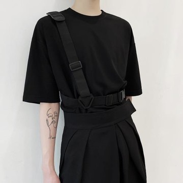 夏季ins暗黑系工裝短袖T恤男小眾背帶裝飾設計感痞帥上衣發型師潮