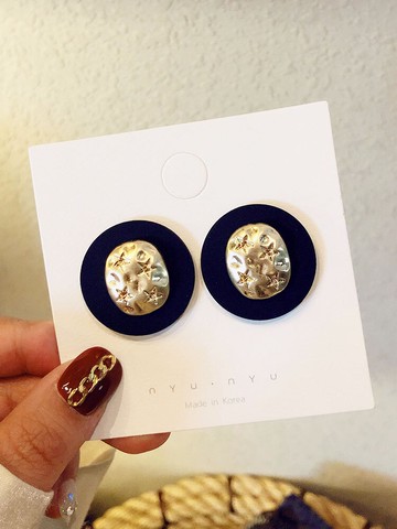莫蘭迪色圓盤耳釘簡約冷淡風氣質韓國東大門耳墜質感金屬星星耳環1入