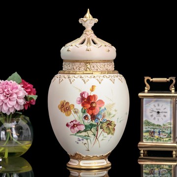 限量50 Royal Worcester 2001年維多利亞花卉手繪香薰罐花瓶