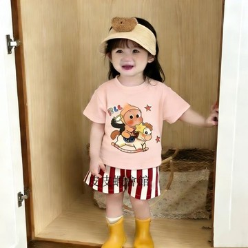新款韓版男女寶寶卡通短袖T恤條紋短褲兩件套 兒童夏季星星人套裝 可愛男女童短袖衣服 女童短袖套裝