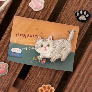 刺繡燙貼/別針 | 貓咪 - 銀漸層抓蟲蟲| Littdlework