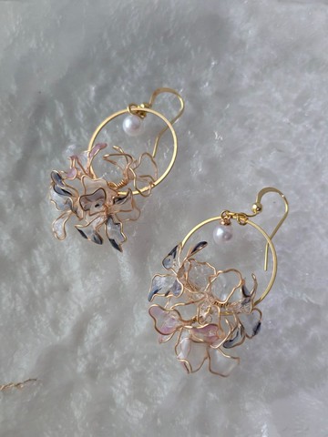 樹脂手工耳環-巴黎街道花裙子