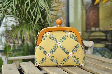 刺繡小清新包包