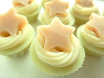 許願星‧杯子蛋糕手工皂 婚禮小物 生日禮。。。