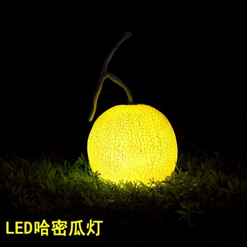 LED發光哈密瓜燈哈密瓜夜光草坪燈園林景觀裝飾燈仿真水果裝飾燈1入