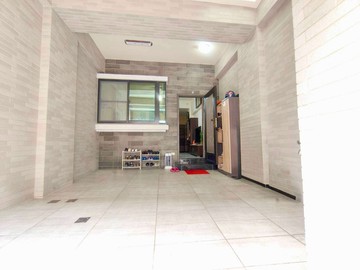 海東國小獨院車墅7年輕屋齡採光亮麗｜台南市安南區安中路四段