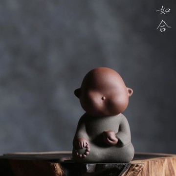 六度小和尚無像坐像小巧陶瓷茶寵家居車載茶盤家居小擺件茶玩擺設