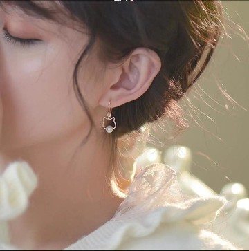掛鉤貓迷珍珠耳環小眾設計高級感耳墜女甜美耳飾款顯臉瘦【步行者戶外生活館】