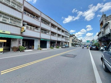 南投市區｜臨10米路｜免整理｜震後孝親透天｜南投縣南投市南鄉路