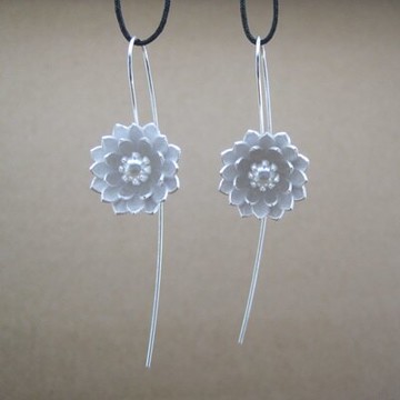 925純銀耳環耳飾-時尚氣質花朵長釘情人節生日禮物女飾品2色73jf16【獨家進口】【米蘭精品】