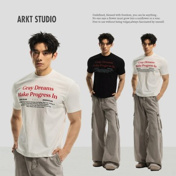 ［ARKT］ T32 美式字母標語短袖 正肩顯壯 短寬Boxy 街頭潮牌 英文印花 短袖男 寬鬆T恤 圓領短T 寬鬆休閒